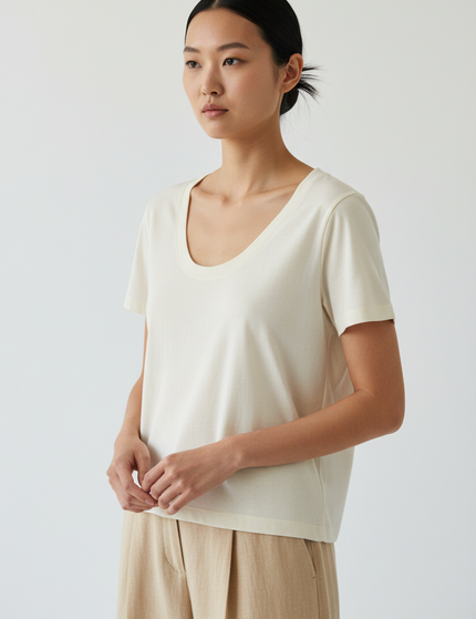 The Mid-Weight Scoop — Cropped Detail
