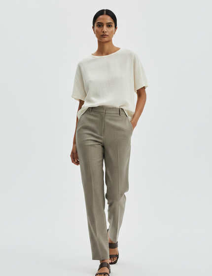 The Straight-Leg Trouser — Walking Motion