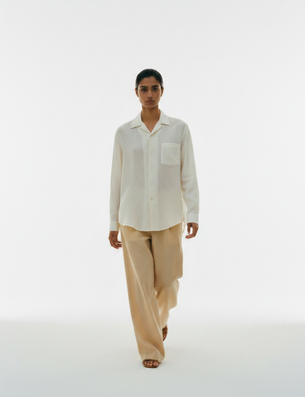 Walking Motion – The Linen Camp Shirt